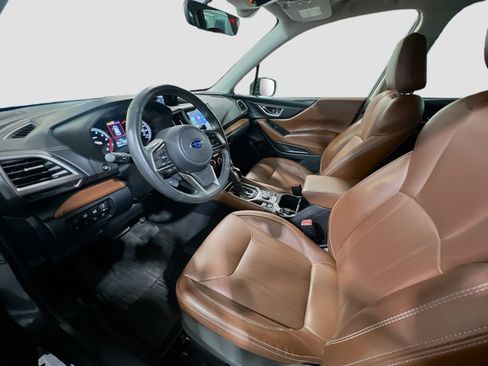 Used 2021 Subaru Forester Touring w/ Popular Package #2 image 16
