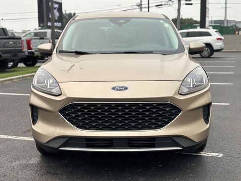 Used 2021 Ford Escape SE w/ Convenience Package FWD image 2
