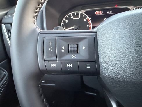 New 2026 Nissan Rogue SV image 15