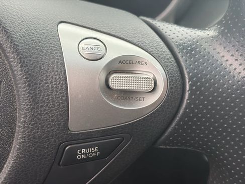 Used 2014 Nissan Juke S image 13