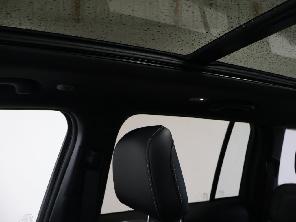 New 2027 Jeep Grand Cherokee Limited AWD/4WD image 27
