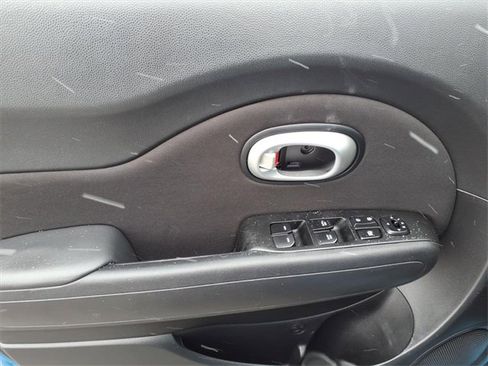 Used 2016 Kia Soul + w/ Designer's Package image 9