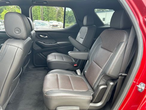 Used 2023 Chevrolet Traverse High Country w/ LPO, 'HIT The Road' Package FWD image 16