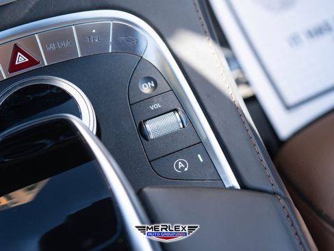Used 2017 Mercedes-Benz S 550 4MATIC Sedan image 39