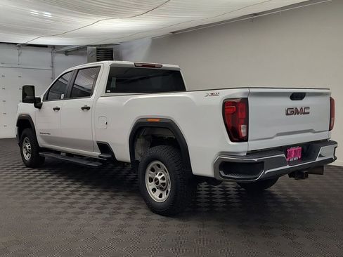 Used 2023 GMC Sierra 3500 Pro w/ Convenience Package AWD/4WD image 3
