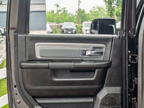 Used 2018 RAM 2500 Power Wagon w/ Leather & Luxury Group AWD/4WD image 33