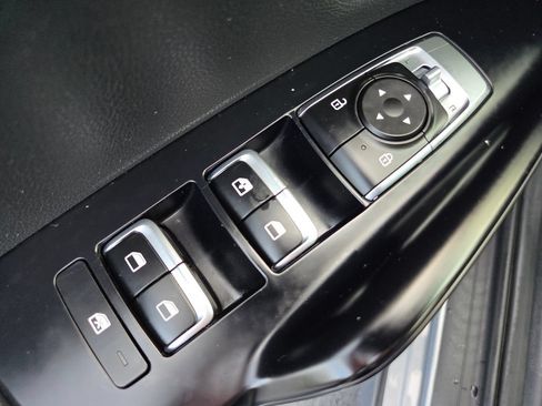 Used 2021 Kia K5 LXS FWD image 30