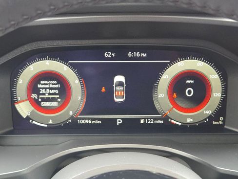 Used 2024 Nissan Rogue SL w/ SL Premium Package FWD image 23