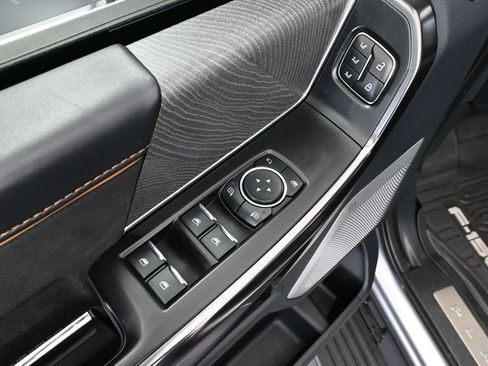Used 2023 Ford F150 Platinum AWD/4WD image 15