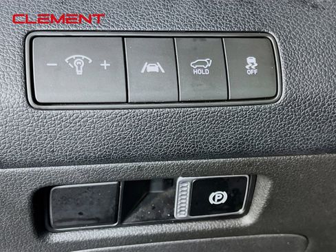 Used 2023 Hyundai Santa Fe SEL FWD image 13