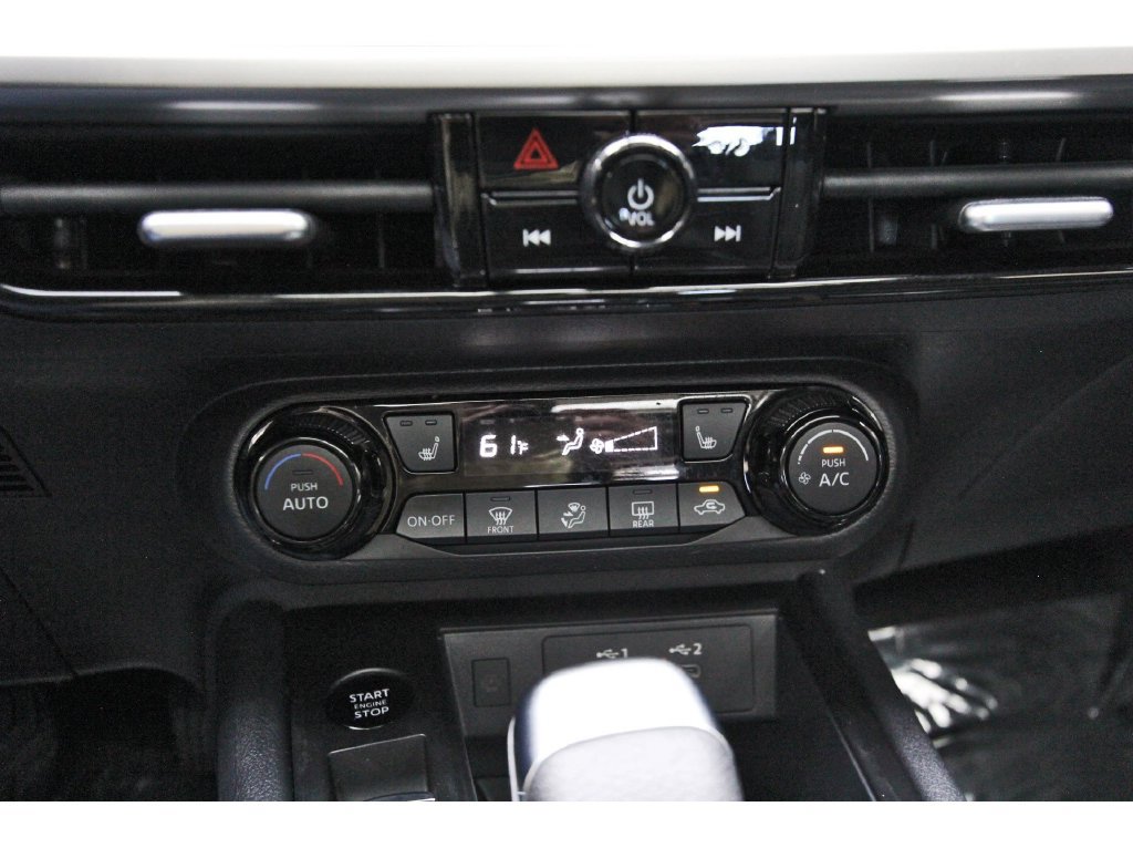 Used 2026 Nissan Kicks SV w/ SV Premium Package FWD image 24
