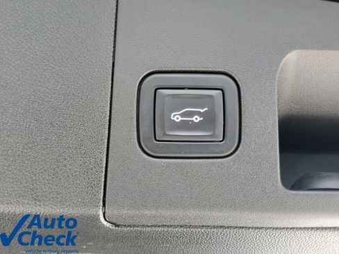 Certified 2023 Cadillac XT5 Premium Luxury FWD image 12