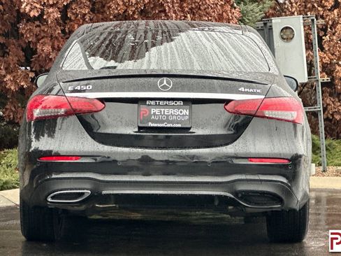 Used 2022 Mercedes-Benz E 450 4MATIC Sedan w/ Driver Assistance Package image 5