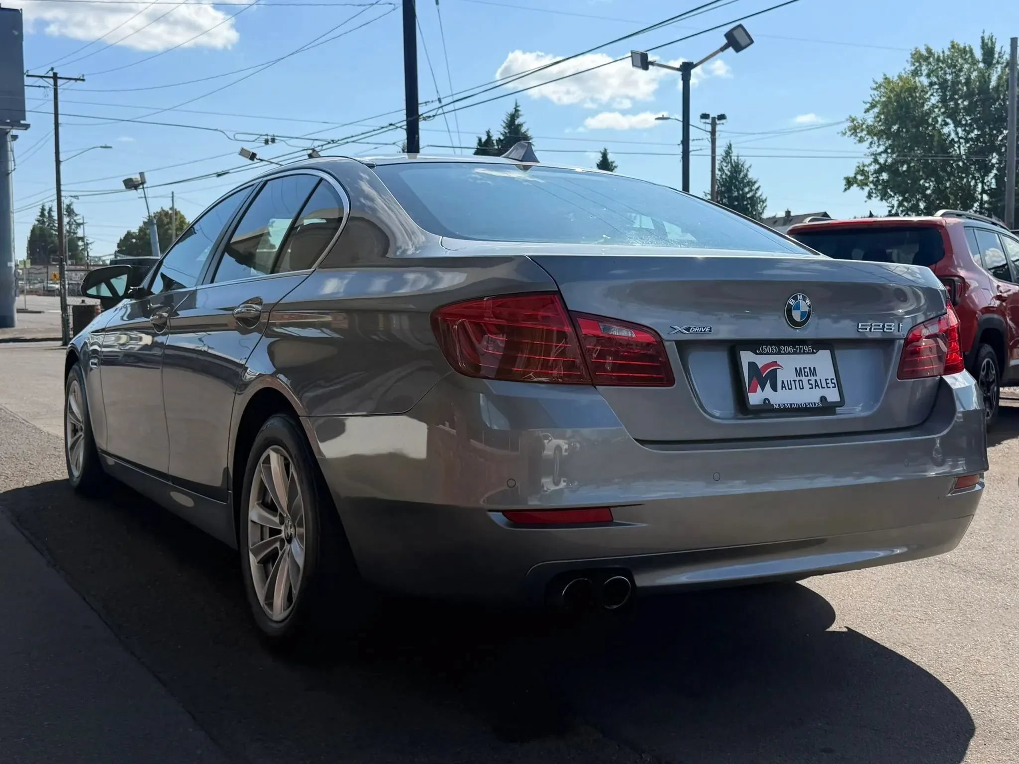 Used 2016 BMW 528i xDrive Sedan AWD/4WD image 8