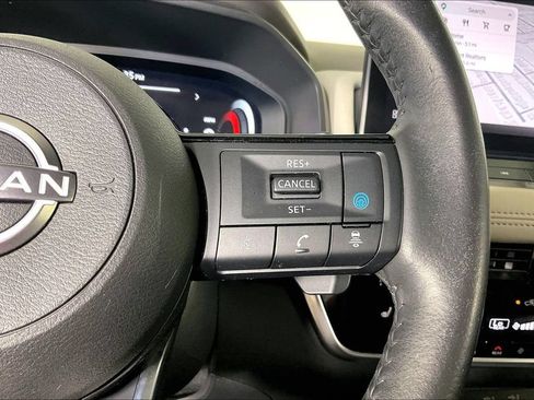 Used 2024 Nissan Rogue SL w/ SL Premium Package AWD/4WD image 22