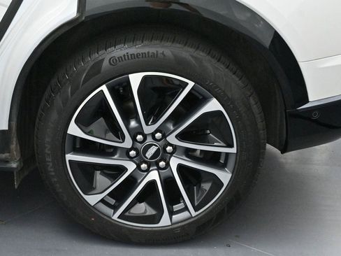 Certified 2025 Cadillac Optiq Sport 1 AWD/4WD image 37
