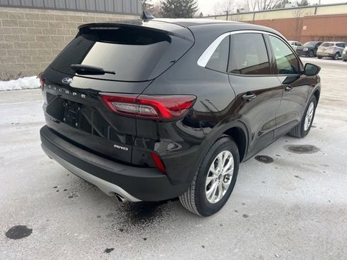 Used 2023 Ford Escape Active image 5