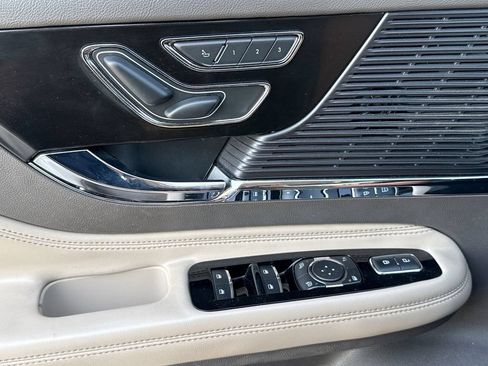 Used 2022 Lincoln Corsair FWD w/ Equipment Group 101A image 28
