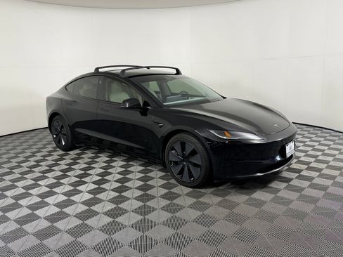 Used 2024 Tesla Model 3 Long Range AWD/4WD image 7