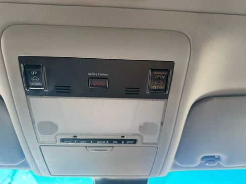 Used 2014 Lexus LS 460 AWD image 25