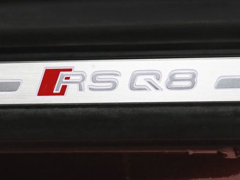 Used 2022 Audi RS Q8 image 24