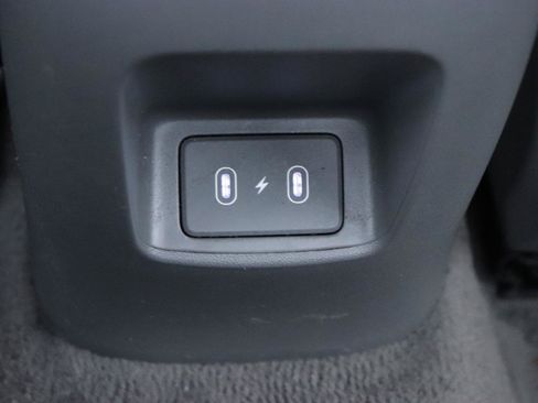 Used 2025 Hyundai Elantra SEL FWD image 21