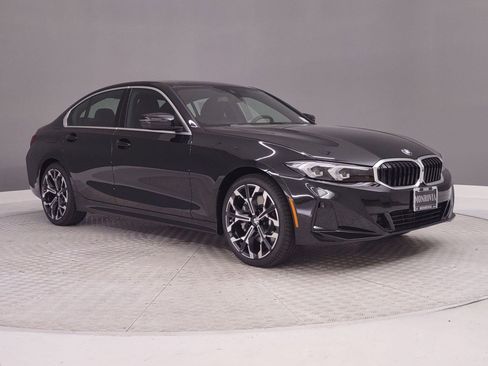 New 2026 BMW 330i Sedan w/ Convenience Package image 5