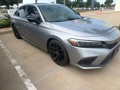 Used 2022 Honda Civic Sport image 4