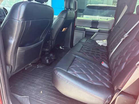 Used 2017 Ford F150 XLT AWD/4WD image 11