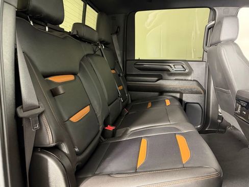 Used 2024 GMC Sierra 3500 AT4 w/ AT4 Premium Plus Package image 27