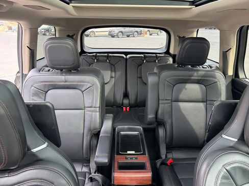 Certified 2023 Lincoln Aviator Reserve w/ Equipment Group 201A image 21