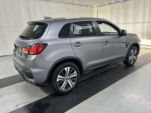 Used 2024 Mitsubishi Outlander Sport ES AWD/4WD image 2