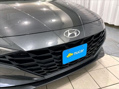 Used 2023 Hyundai Elantra SEL w/ Cargo Package image 29