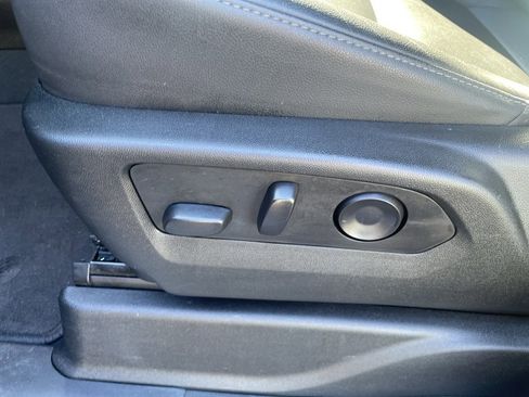 Used 2021 Chevrolet Tahoe Z71 w/ Z71 Off-Road Package image 22