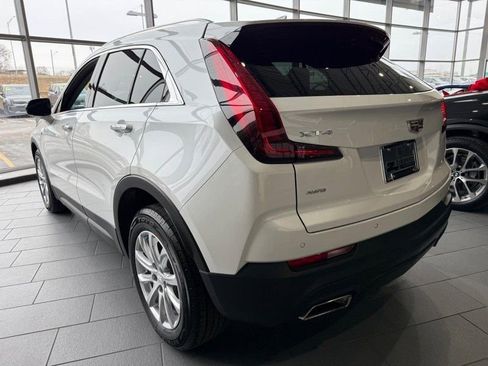 Used 2023 Cadillac XT4 Luxury w/ Cold Weather Package image 4