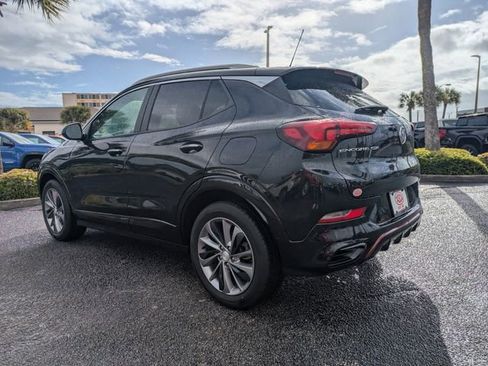 Used 2023 Buick Encore GX Select w/ Sport Touring Package FWD image 6