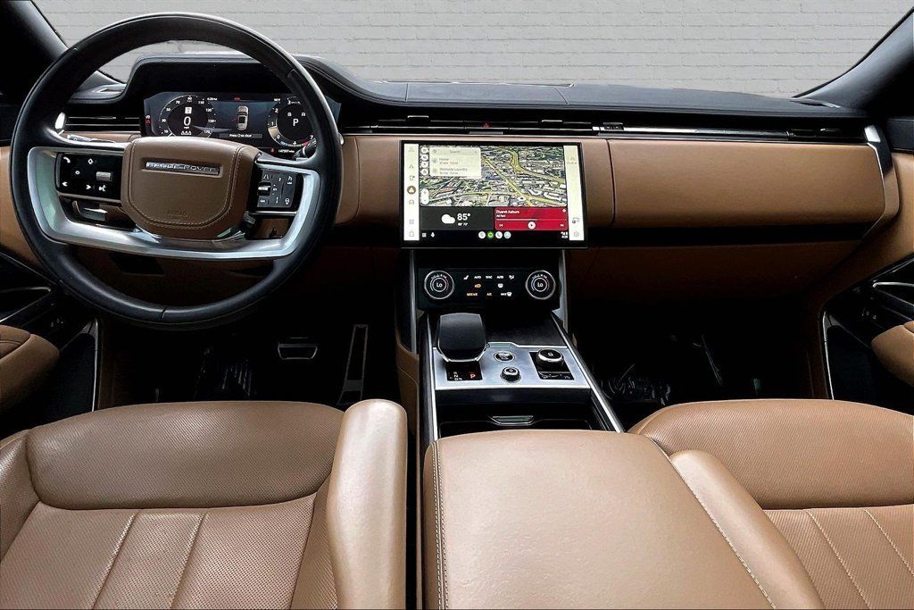 Used 2023 Land Rover Range Rover SE AWD/4WD image 7