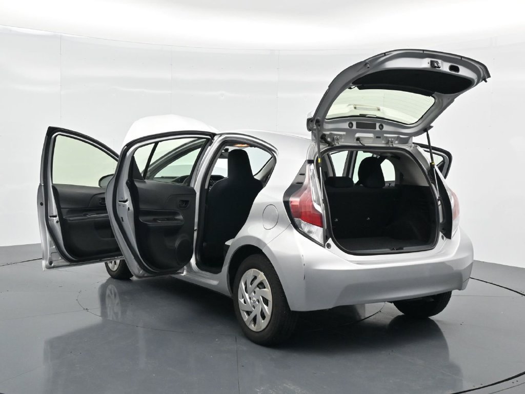 Used 2016 Toyota Prius C One FWD image 43