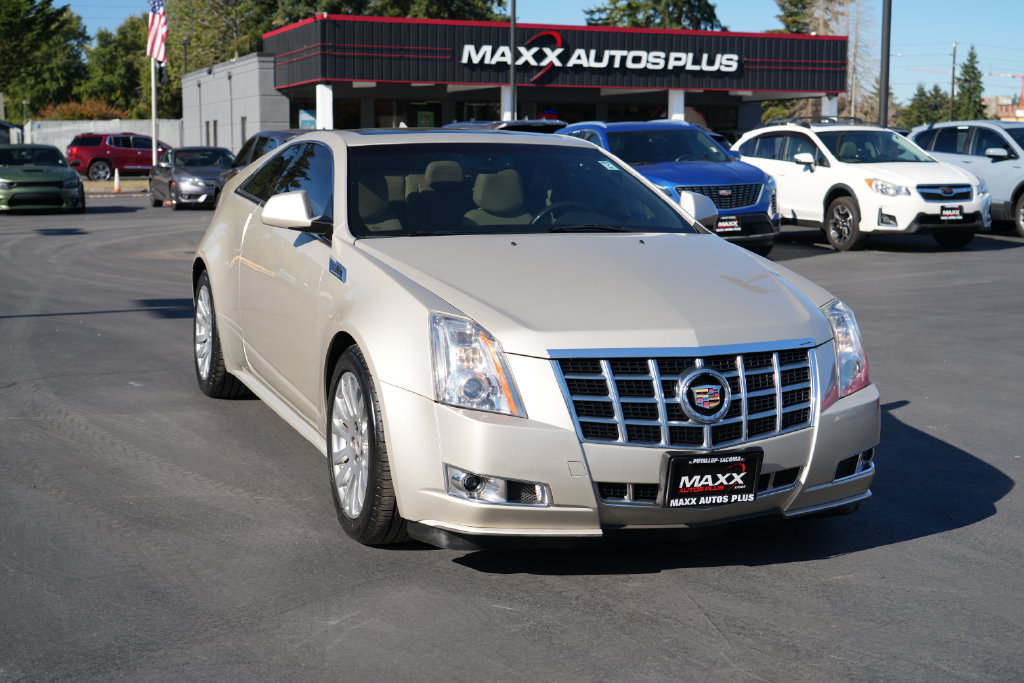 Used 2013 Cadillac CTS Performance RWD image 2