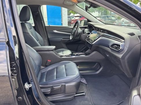 Used 2023 Chevrolet Bolt EUV Premier w/ Sun & Sound Package FWD image 38