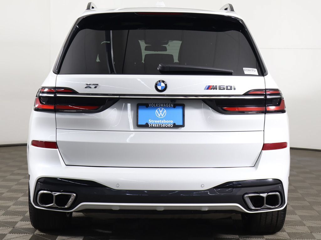 Used 2025 BMW X7 M60i w/ Executive Package AWD/4WD image 17