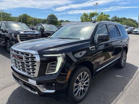 New 2026 GMC Yukon Denali w/ Sun & Power Step Package AWD/4WD image 6