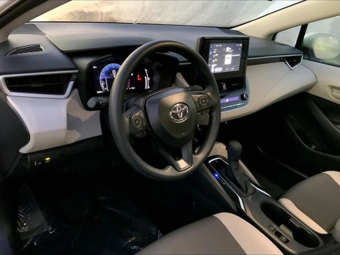 Used 2026 Toyota Corolla LE image 16