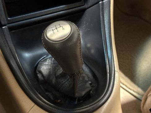 Used 1998 Ford Mustang Cobra image 16