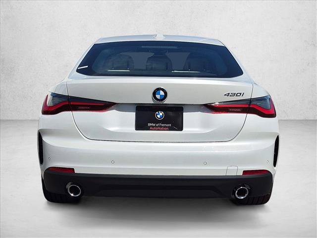 New 2026 BMW 430i w/ Premium Package RWD image 8