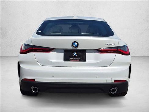 New 2026 BMW 430i w/ Premium Package RWD image 8