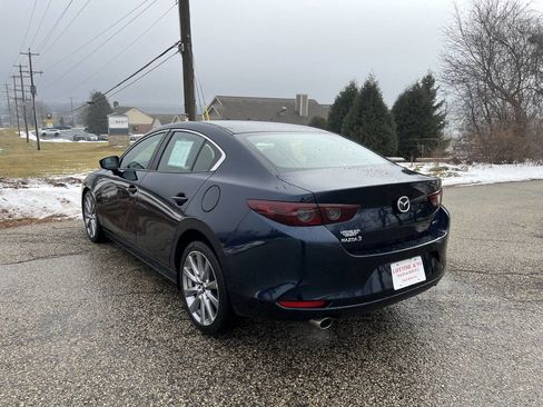 Used 2020 MAZDA MAZDA3 Select 4dr Sedan image 3