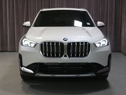New 2025 BMW X1 xDrive28i w/ Premium Package image 6