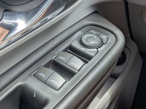 Used 2023 GMC Terrain SLT FWD image 25