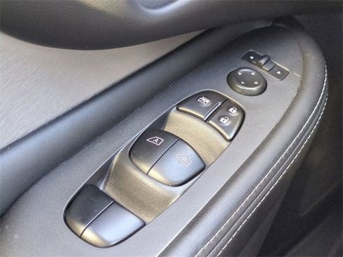 Used 2023 Nissan Murano SV w/ SV Midnight Edition Package image 23